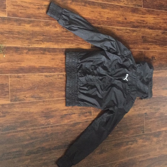 Light wind breaker (puma) - Picture 4 of 4